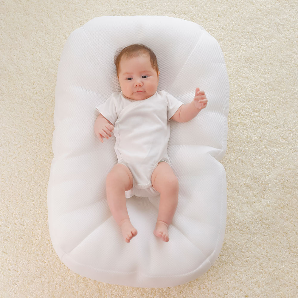 iimin Cカーブ ベビーベッド 赤ちゃんが安心するCカーブ姿勢を保てるベビーベッド